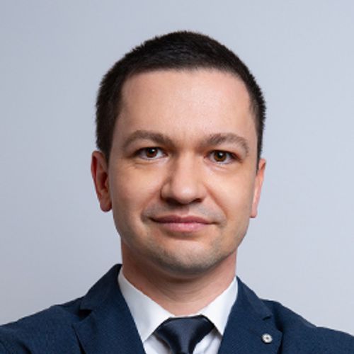 Dr. Balla Levente
